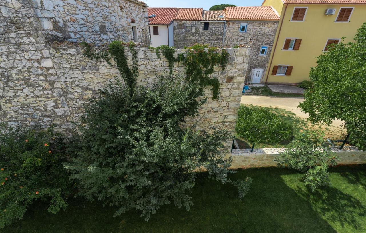 The Village Новиград Экстерьер фото